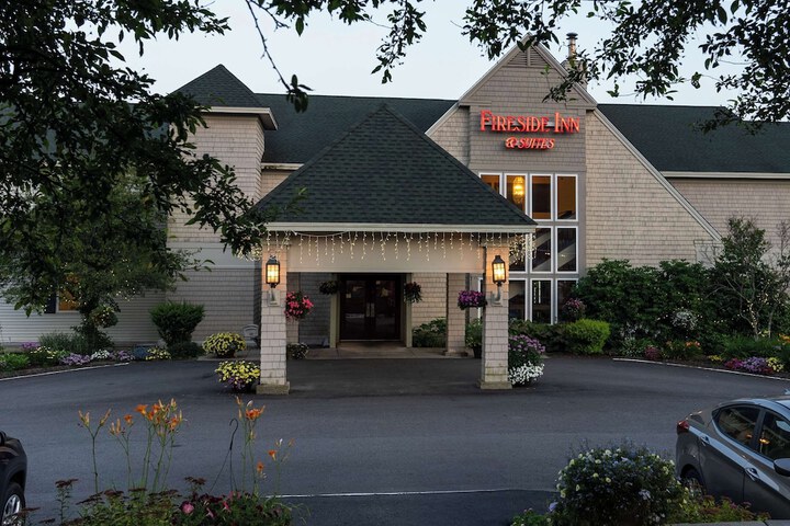 Fireside Inn & Suites - Belfast
