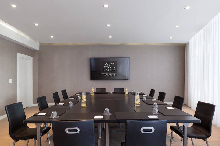 AC Hotel by Marriott Miami Beach