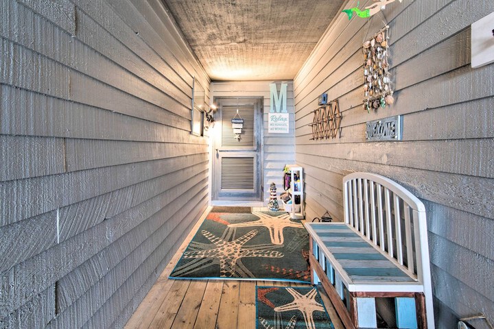 Topsail Beach Oceanfront Oasis w / Stunning Views!