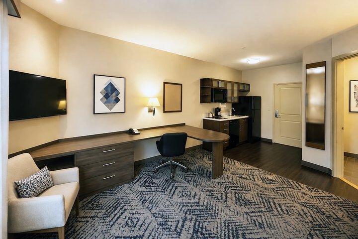 Candlewood Suites Auburn by IHG