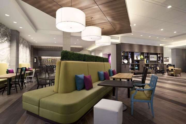 Hotel Interior 6 of 28