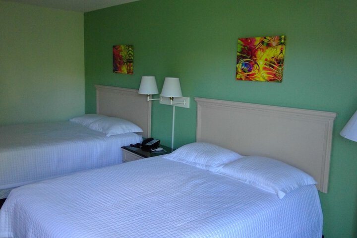 Chateaubleau Hotel