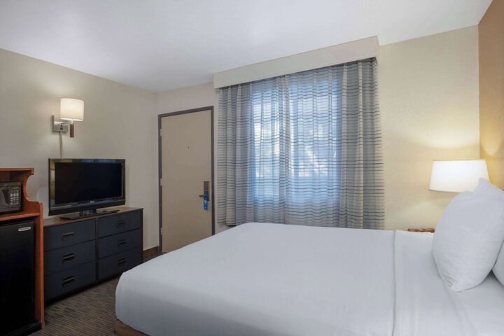 Days Inn by Wyndham Encinitas Moonlight Beach