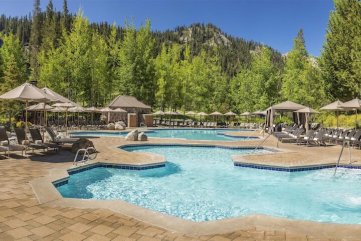 Everline Resort and Spa Lake Tahoe
