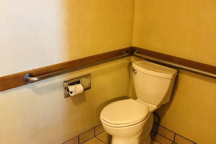 Room 16 of 31