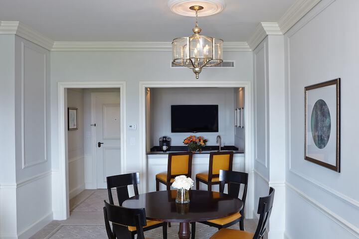 Room 47 of 148