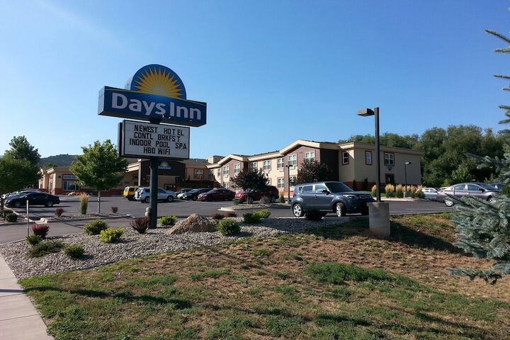 Days Inn by Wyndham Manitou Springs