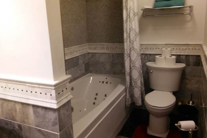 Room 41 of 73