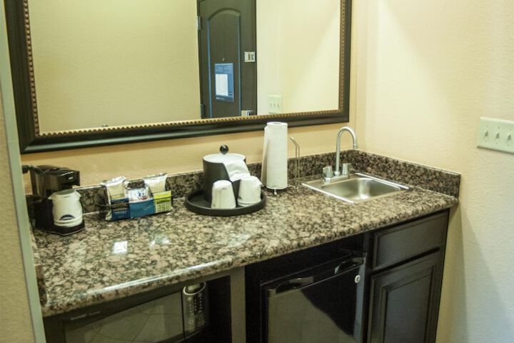 Hampton Inn & Suites Palestine