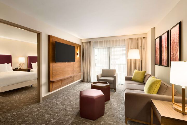 Room 40 of 79