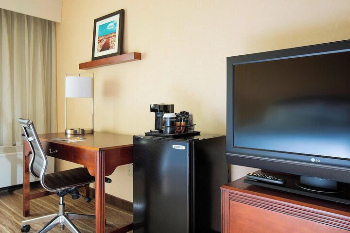 Courtyard by Marriott North Seattle / Lynnwood