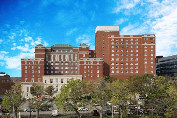 Hotel 5 of 71