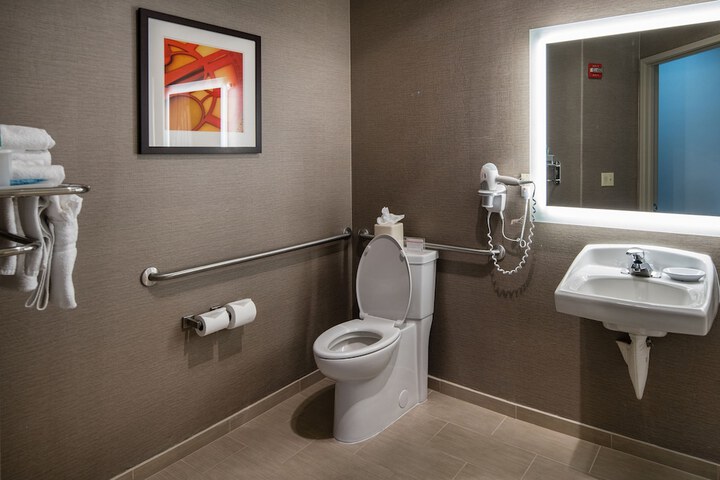 Room 15 of 71