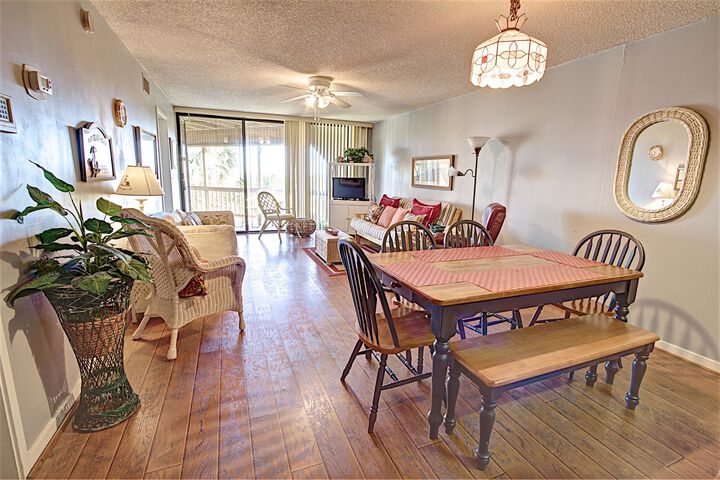 Hibiscus A103 2 / 2 Free Activities! & Oceanfront Wifi 3 Pools