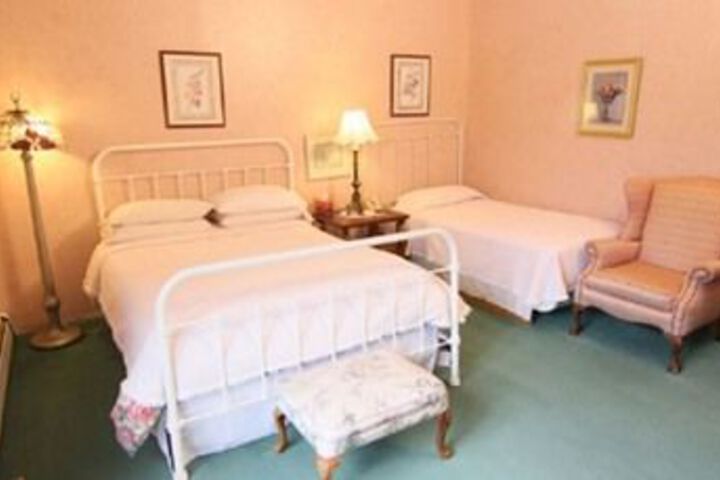 Washington Irving Inn