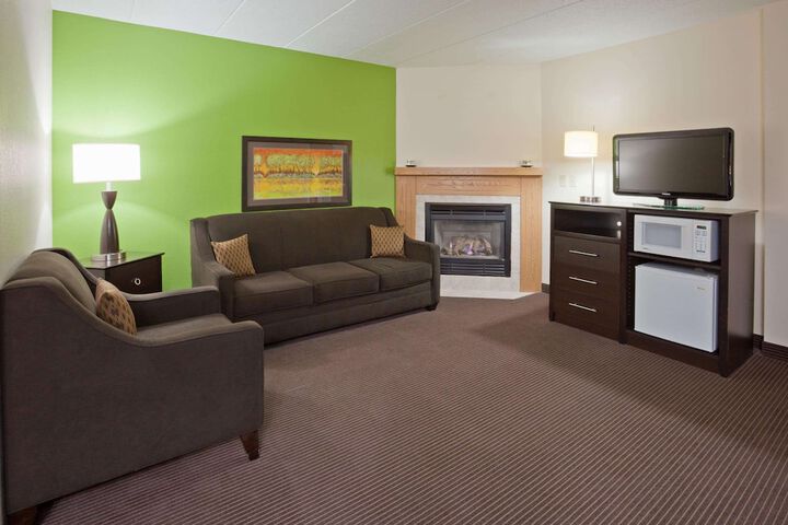 Room 15 of 27