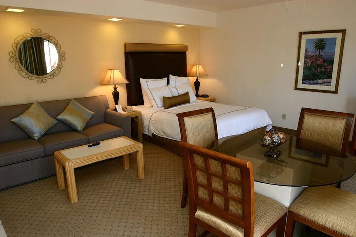 Room 25 of 57