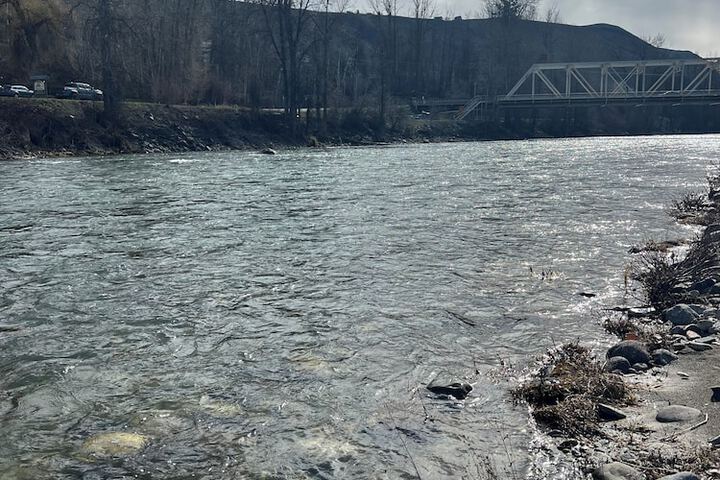 Methow River Lodge & Cabins
