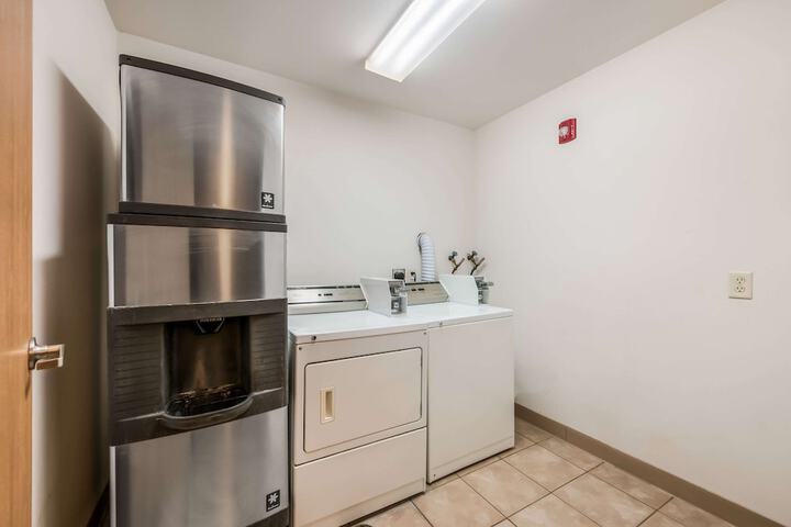 Econo Lodge Rice Lake