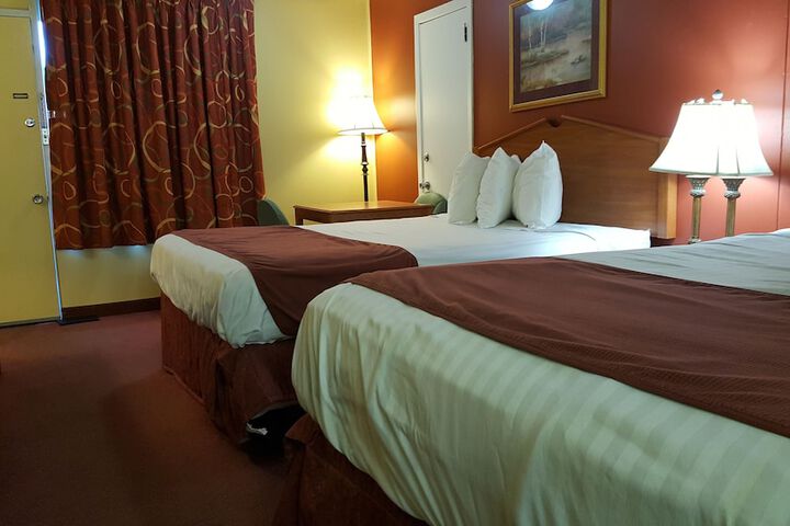 Room 12 of 27