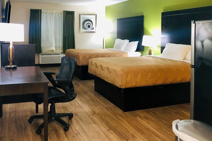 Quality Inn & Suites Lake Charles South