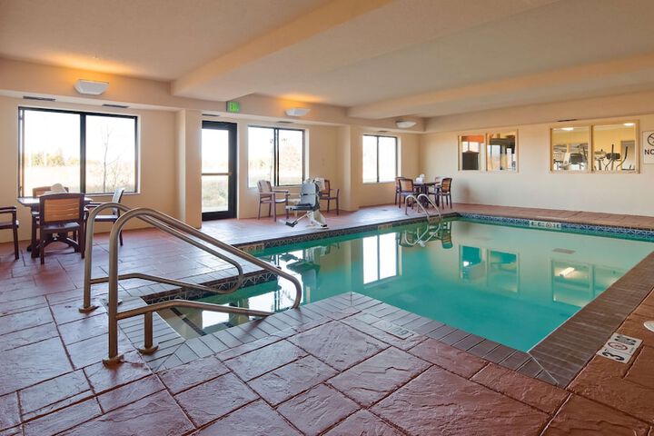 Pool 2 of 10