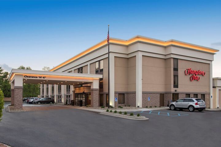 Hotel 1 of 17