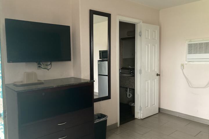 Room 18 of 20
