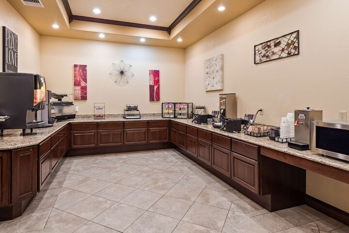 Best Western Plus Wausau / Rothschild Hotel