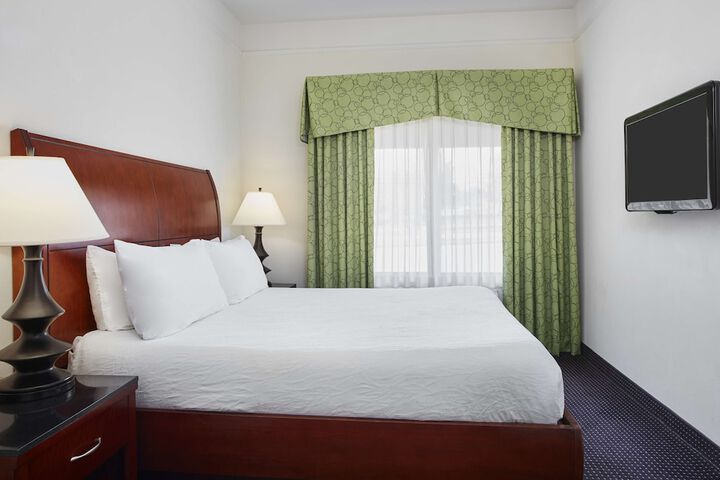 Room 7 of 36