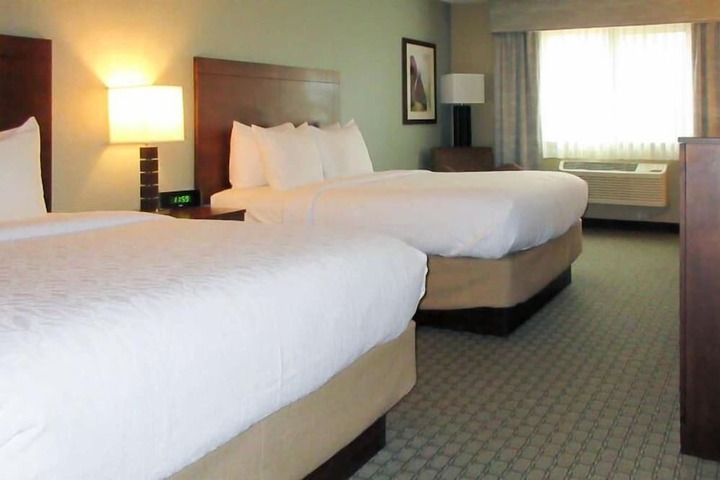 Room 44 of 76