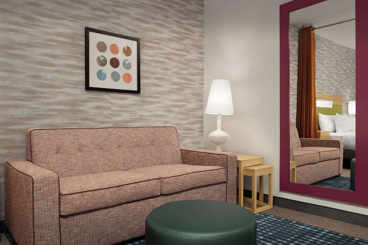 Room 21 of 46