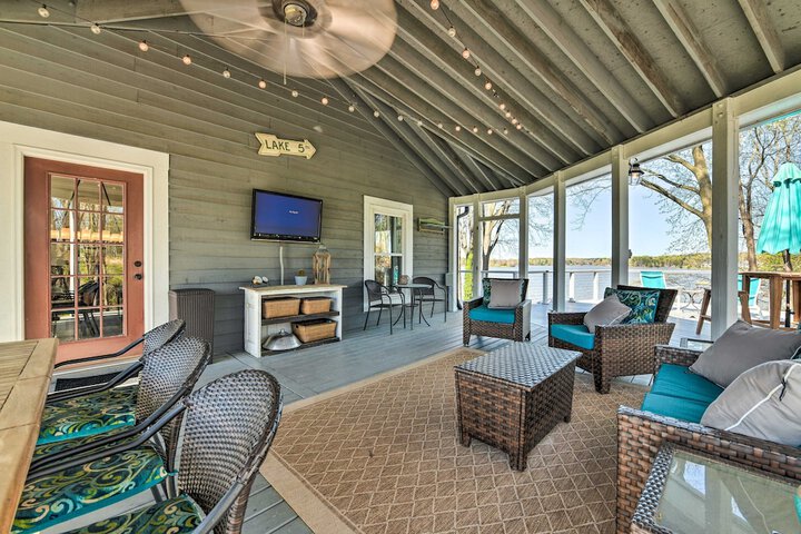 Riviera Paradise W / Private Dock! 4 Bedroom Home by RedAwning