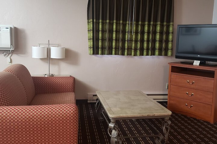 Room 19 of 46