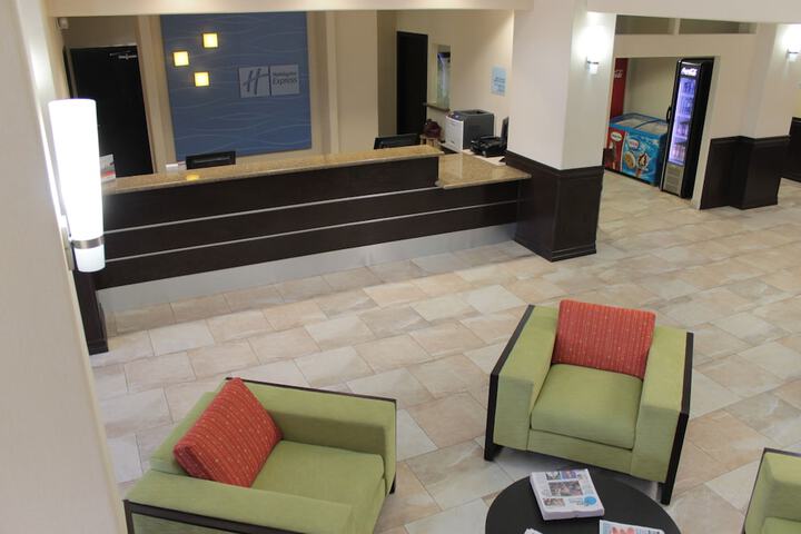 Holiday Inn Express Hotel & Suites Brownsville by IHG