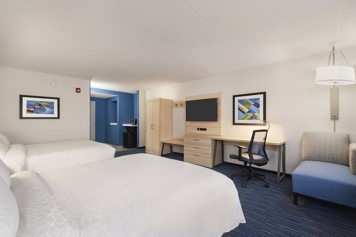 Room 21 of 33