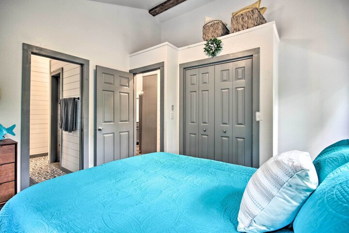 Grand Lake Cottage w / Hot Tub in Eucha