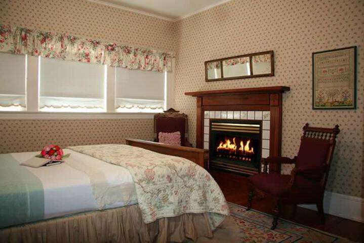 Eureka Street Inn
