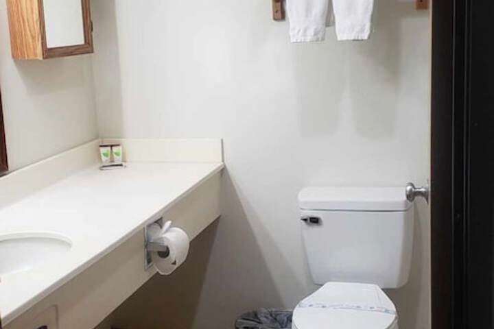 FairBridge Inn & Suites Sunnyside