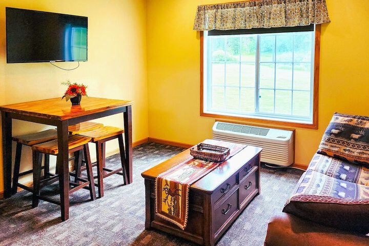 Black Elk Resort Cottages and RV Park