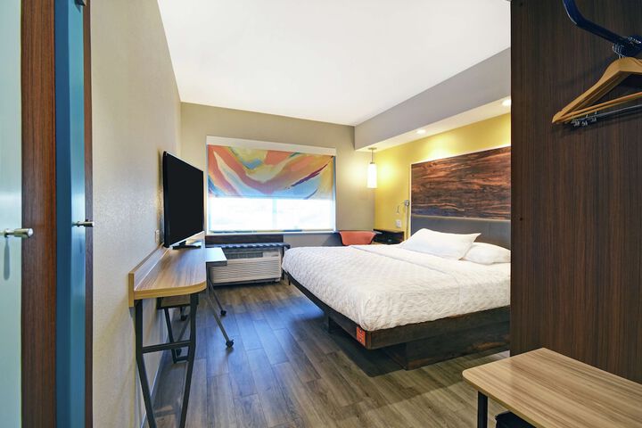 Room 22 of 32