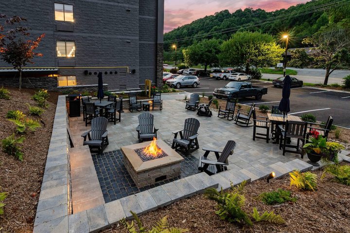 Graystone Lodge an Ascend Collection Hotel