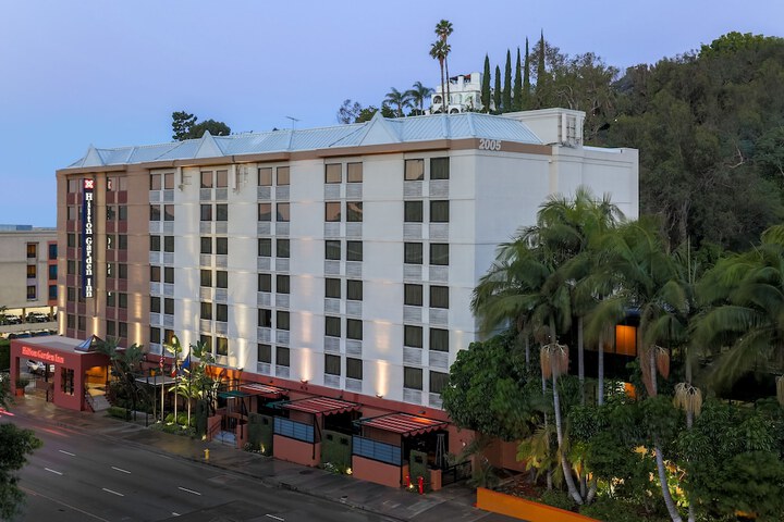 Hotel 4 of 32