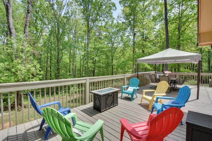 The Lake Place Cabin w / Golf Cart & Free Kayaks!