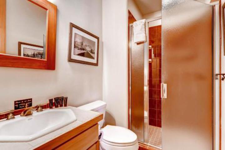 Melville House 3554 RARY