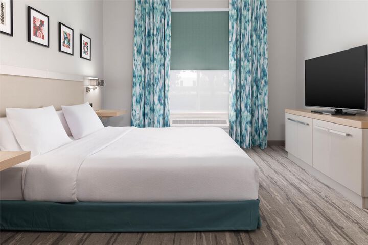 Hilton Garden Inn Ontario / Rancho Cucamonga
