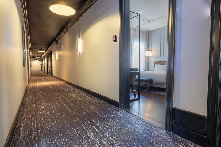 Ballroom/Hall 61 of 69
