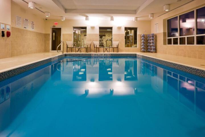 Holiday Inn Express & Suites New Liskeard by IHG