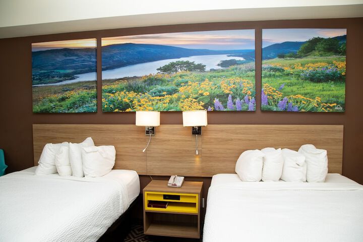 Room 43 of 102
