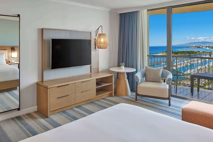Hilton Hawaiian Village Waikiki Beach Resort